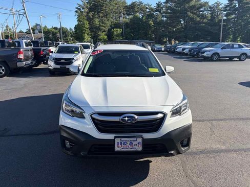 Used 2021 Subaru Outback Premium AWD/4WD image 2