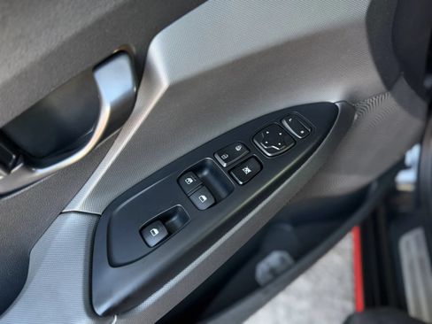 Used 2022 Hyundai Veloster N FWD image 26
