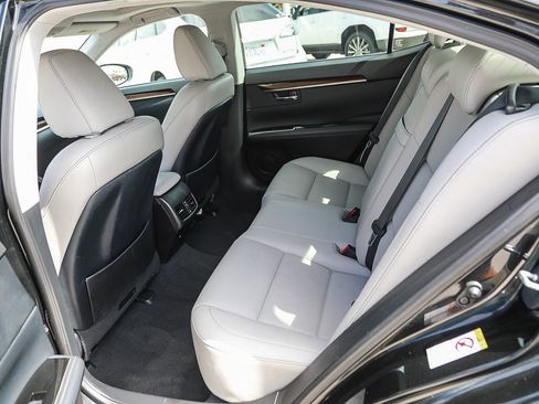 Used 2017 Lexus ES 350 FWD image 18