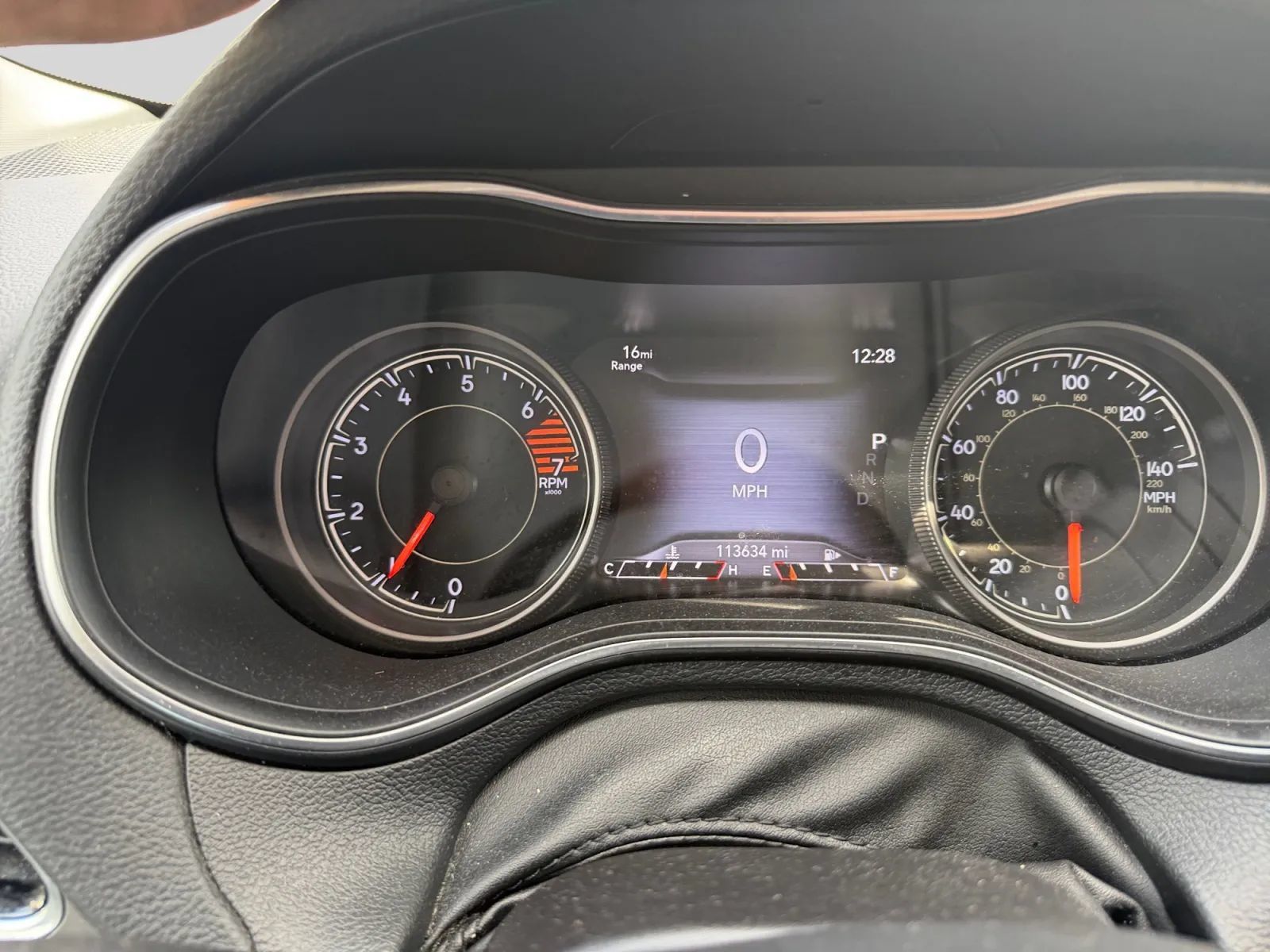 Used 2019 Jeep Cherokee Limited FWD image 16