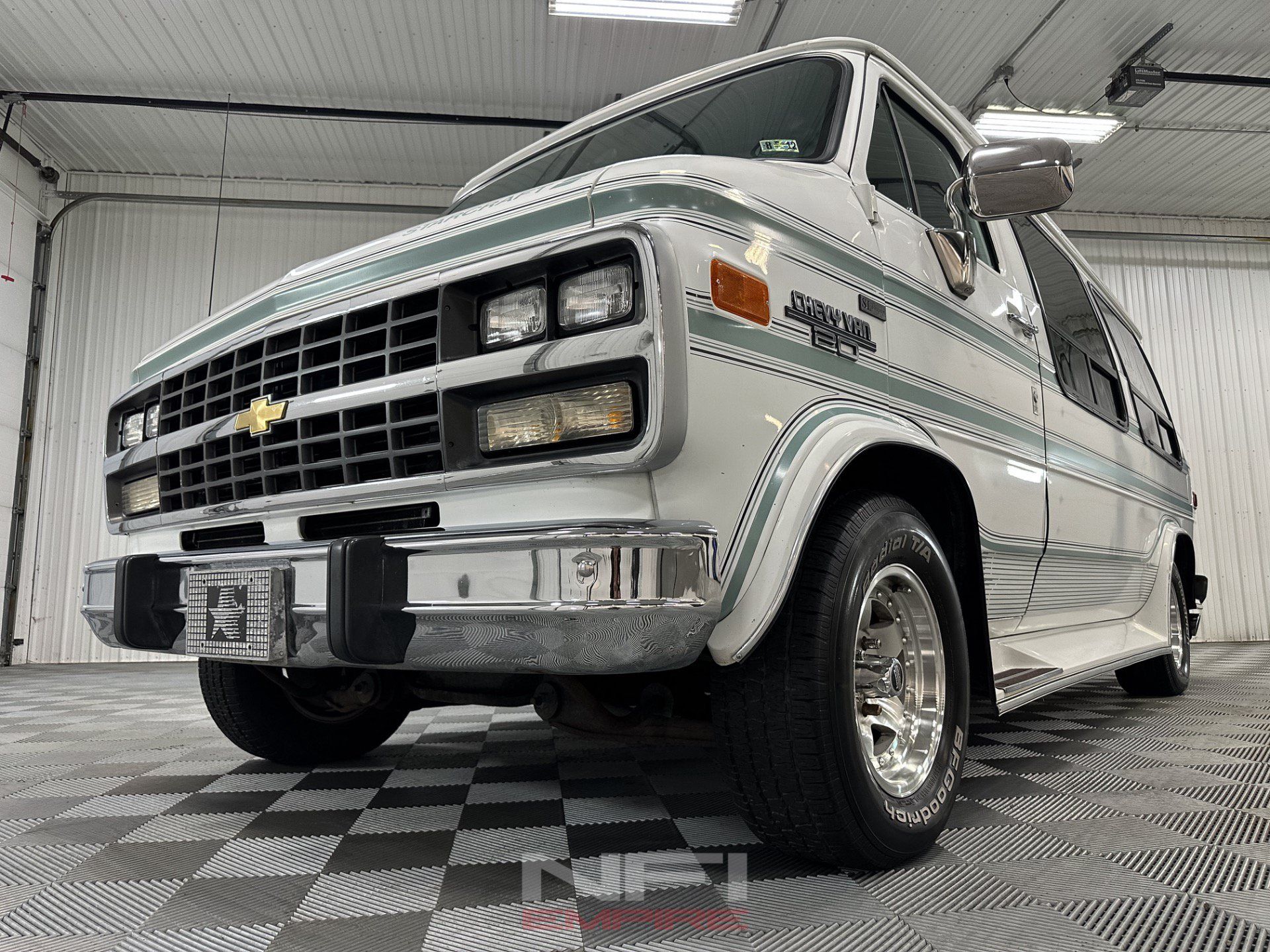 Used 1992 Chevrolet G20 RWD image 13
