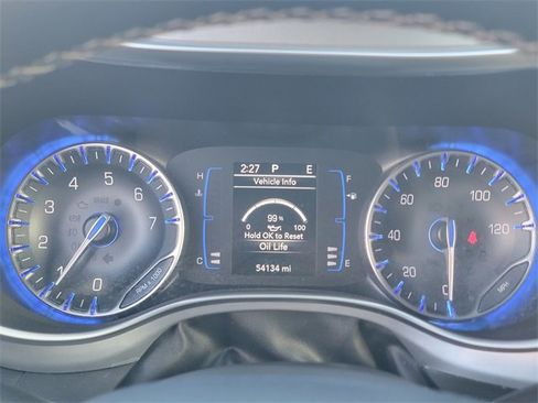 Used 2018 Chrysler Pacifica Touring Plus w/ S Appearance Package image 29