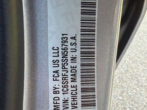 Used 2025 RAM 1500 Laramie image 31