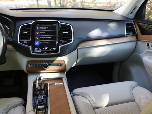 Used 2019 Volvo XC90 T8 Inscription w/ Advanced Package image 43