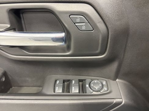 Used 2023 Chevrolet Silverado 1500 Custom image 23