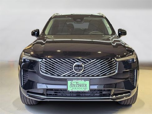 New 2026 Volvo XC90 B6 Ultra w/ Protection Package image 7