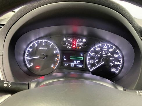 Used 2016 Nissan Sentra S image 30