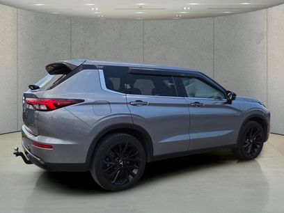 Used 2024 Mitsubishi Outlander SE Black Edition