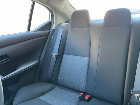 Used 2025 Nissan Sentra SV image 37