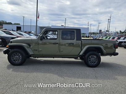 New 2025 Jeep Gladiator Sport