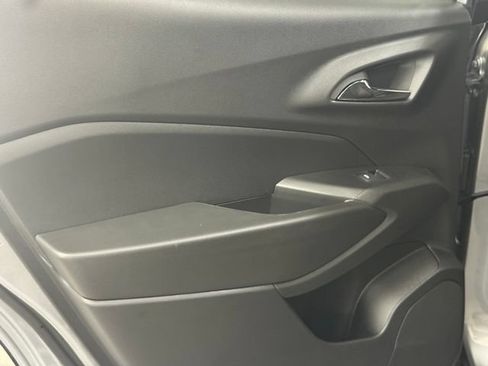 New 2026 Chevrolet Trax RS w/ Driver Confidence Package FWD image 24