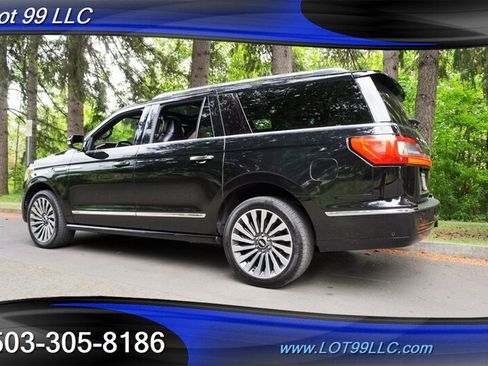 Used 2018 Lincoln Navigator L Reserve w/ Technology Package AWD/4WD image 11