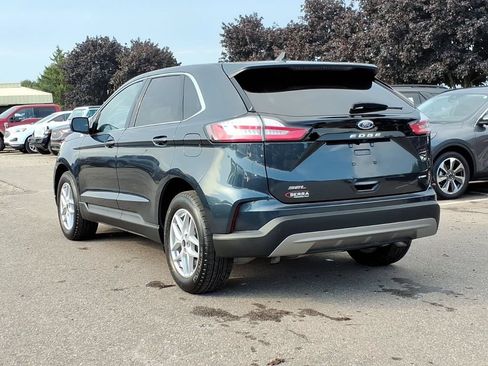 Used 2024 Ford Edge SEL w/ Convenience Package AWD/4WD image 3