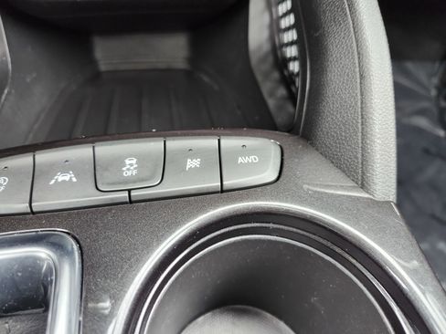 Used 2023 Chevrolet TrailBlazer LT w/ Sun and Liftgate Package AWD/4WD image 32