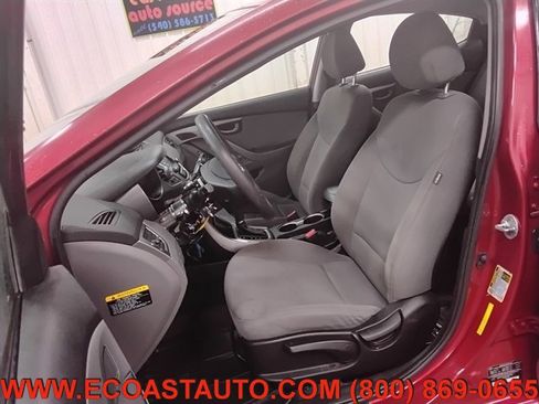 Used 2015 Hyundai Elantra SE w/ Option Group 02 image 10