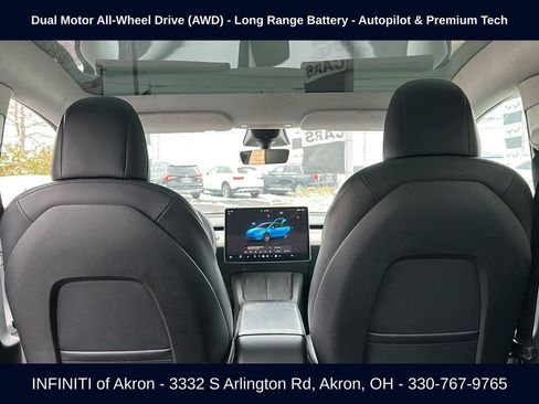 Used 2022 Tesla Model Y Long Range image 30