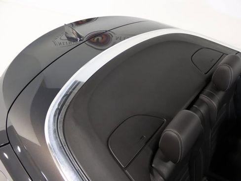 Used 2016 Buick Cascada Premium image 9