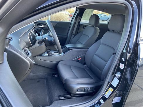 Used 2024 Chevrolet Malibu LT image 17