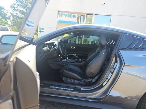 Used 2021 Ford Mustang GT Premium w/ GT Performance Package RWD image 8