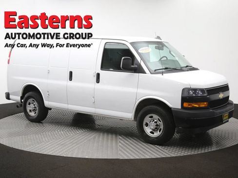 Used 2021 Chevrolet Express 2500 RWD image 45