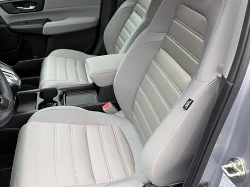 Used 2020 Honda CR-V LX image 3