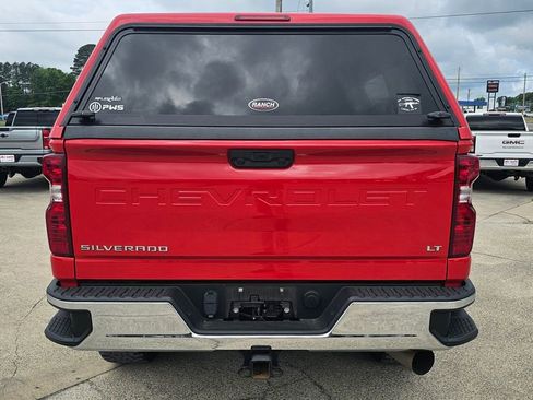 Used 2022 Chevrolet Silverado 2500 LT w/ Convenience Package AWD/4WD image 4