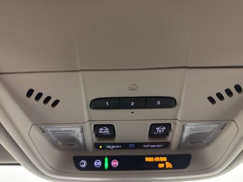 Used 2023 GMC Acadia Denali w/ Denali Ultimate Package image 58