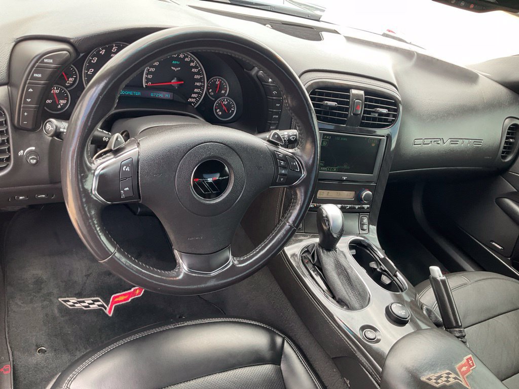 Used 2012 Chevrolet Corvette Grand Sport w/ 3LT Preferred Equipment Group RWD image 3