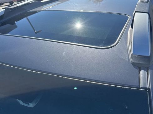 Used 2022 Subaru Outback Touring XT w/ Tech Package 2 image 4