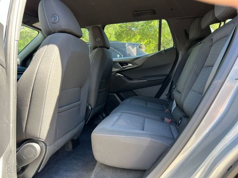 Used 2025 Chevrolet Equinox LT image 23