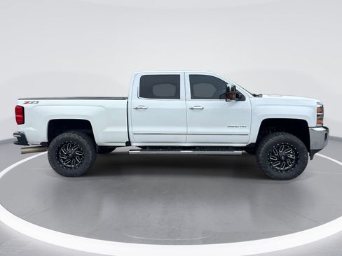 Used 2016 Chevrolet Silverado 2500 LTZ w/ Duramax Plus Package AWD/4WD image 9