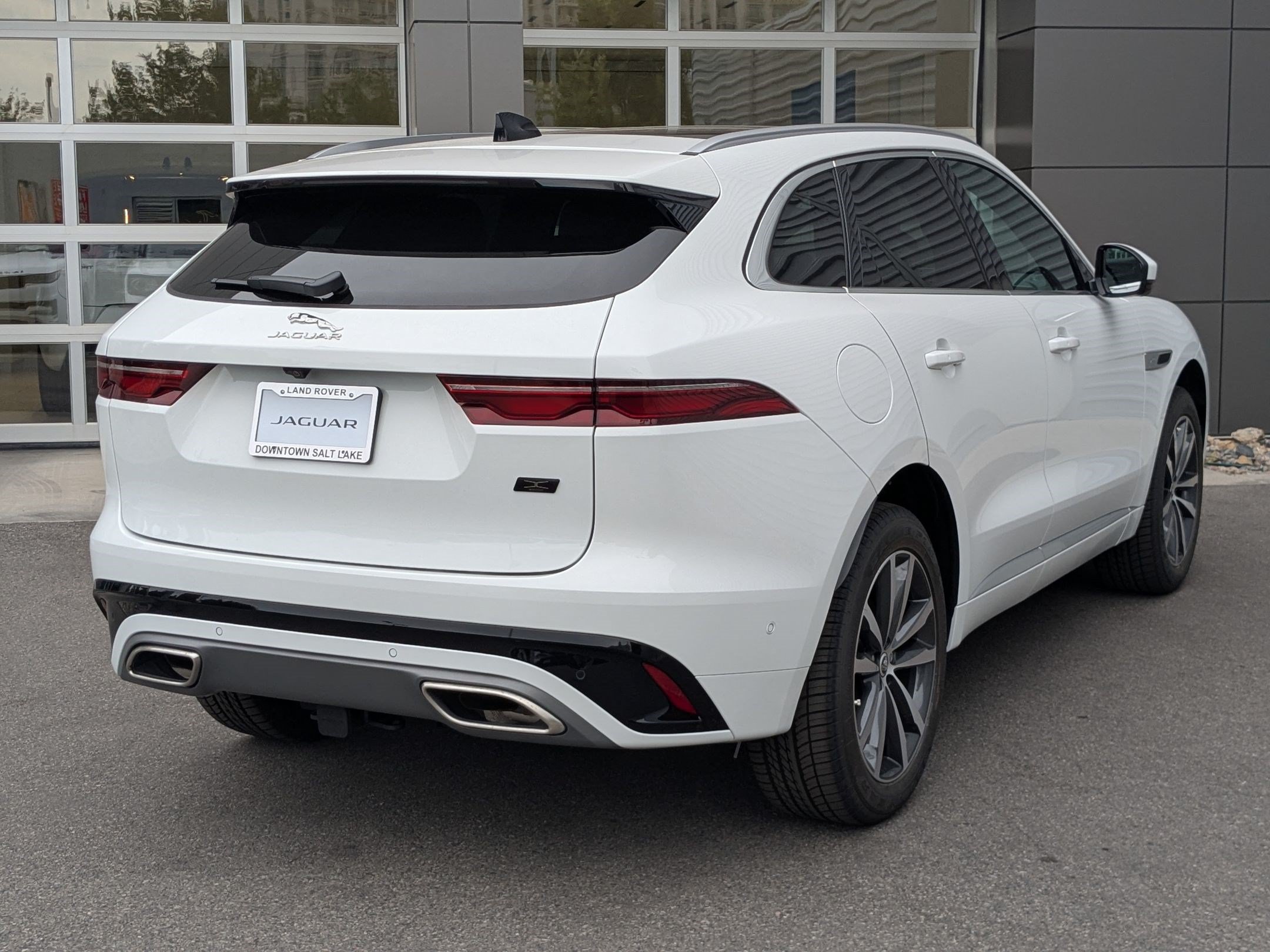 New 2026 Jaguar F-PACE R-Dynamic S AWD/4WD image 5