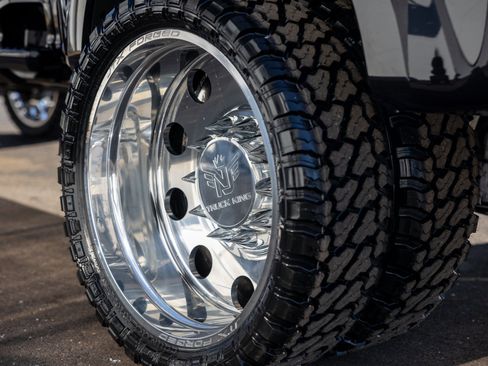 Used 2025 Ford F450 King Ranch w/ Chrome Package image 15