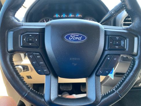 Used 2020 Ford F150 XLT w/ Equipment Group 302A Luxury AWD/4WD image 12
