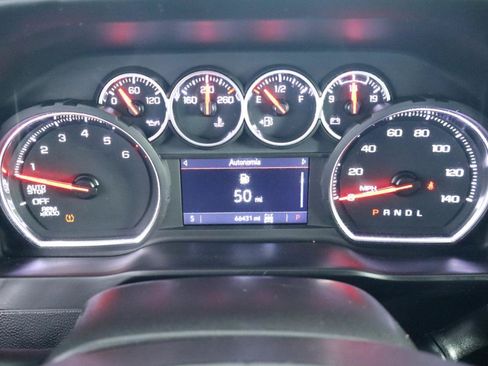 Used 2021 Chevrolet Silverado 1500 LT Trail Boss w/ Convenience Package II AWD/4WD image 18