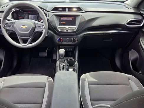 Used 2023 Chevrolet TrailBlazer LT AWD/4WD image 12
