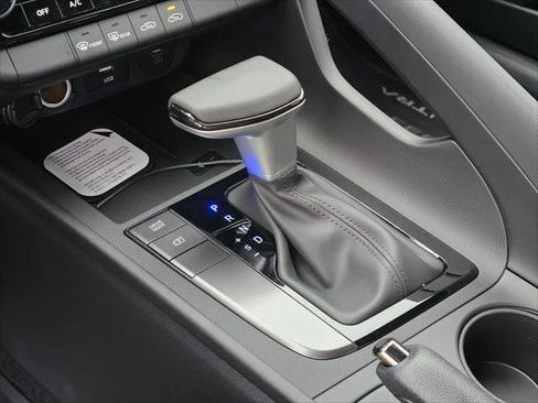 New 2026 Hyundai Elantra Sport FWD image 22