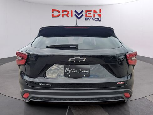 New 2026 Chevrolet Trax RS FWD image 4