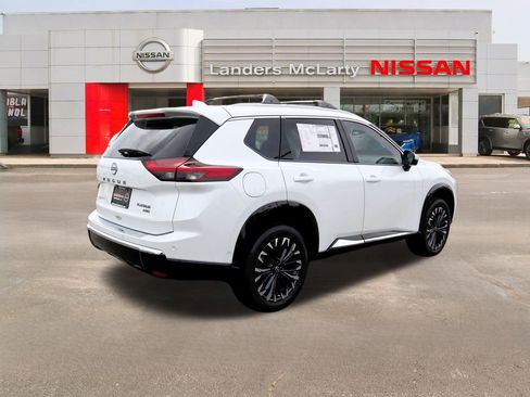New 2026 Nissan Rogue Platinum w/ Platinum Premium Package AWD/4WD image 3