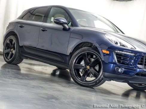 Used 2017 Porsche Macan S AWD/4WD image 4