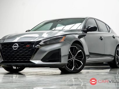 Used 2023 Nissan Altima 2.5 SR w/ SR Premium Package