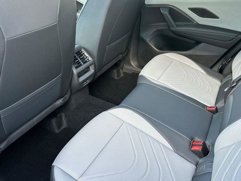 New 2026 Volkswagen Tiguan SE R-Line image 11