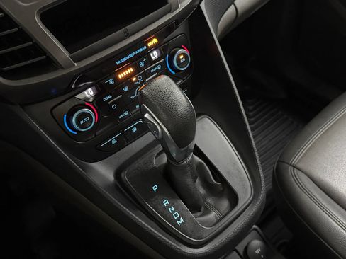 Used 2020 Ford Transit Connect XL FWD image 31
