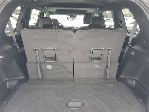 New 2025 Jeep Grand Cherokee L Altitude image 8