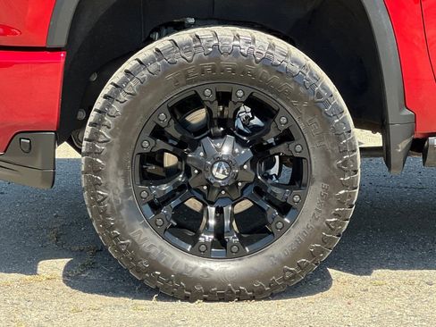 Used 2022 Chevrolet Silverado 3500 High Country w/ Safety Package II AWD/4WD image 26
