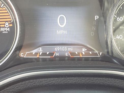 Used 2019 Jeep Cherokee Limited image 26