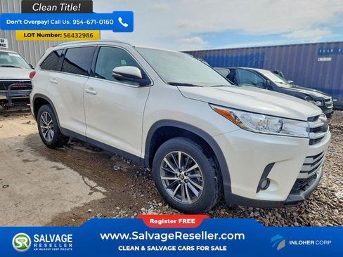 Used 2019 Toyota Highlander XLE FWD image 5