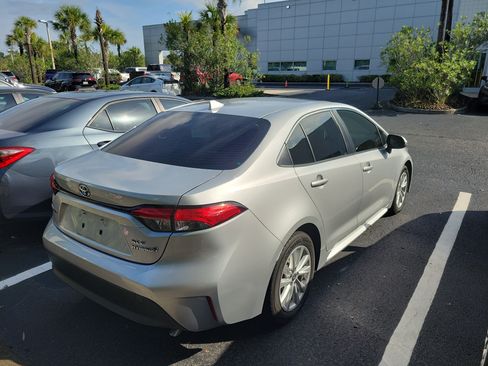 Used 2023 Toyota Corolla XLE FWD image 12