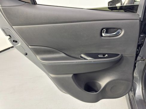 Used 2019 Nissan Leaf SL Plus w/ Protection Package image 37