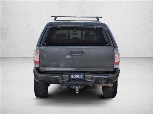 Used 2011 Toyota Tacoma 4x4 Double Cab w/ TRD Sport Pkg w/JBL Audio image 6